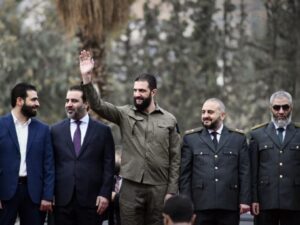 الرئيس الشرع يحضر العرض العسكري الخاص بذكرى التحرير