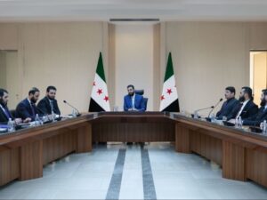 الرئيس الشرع يبحث مع وزارة الداخلية تطوير الأداء والخدمات المقدمة للمواطنين