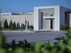 مرسوم رئاسي يعفي المكلفين من الفوائد والجزاءات والغرامات الضريبية عن أعوام 2024 وما قبل