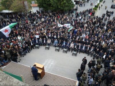 القرداحة تحتفل بذكرى تحرير سوريا بحضور رسمي وشعبي