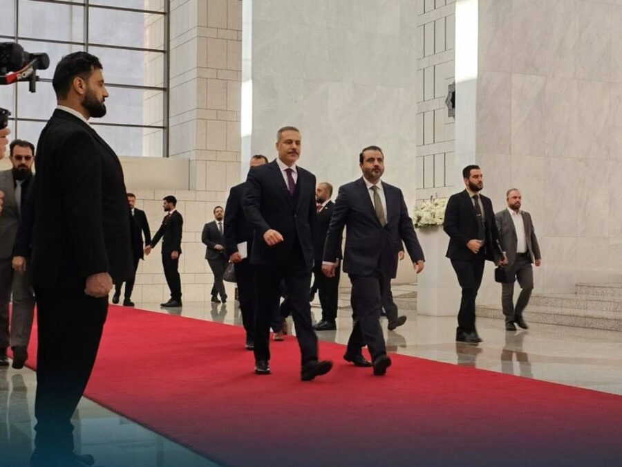 وفد تركي رفيع المستوى يصل دمشق للقاء الرئيس الشرع