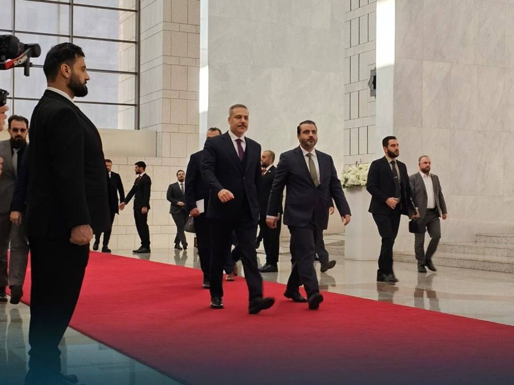 وفد تركي رفيع المستوى يصل دمشق للقاء الرئيس الشرع
