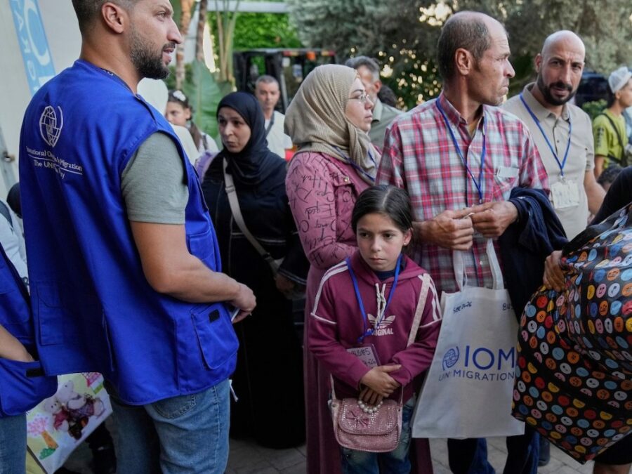 مسؤولة أممية: رفع العقوبات الأمريكية قد يحدث فرقاً كبيراً في مساعدة السوريين