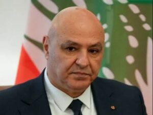 الرئيس اللبناني يدين الاعتداء الإرهابي على مسجد في حمص