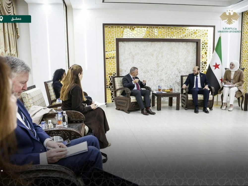 وزير الطاقة يناقش مع وفد البنك الدولي منحة لدعم قطاع المياه