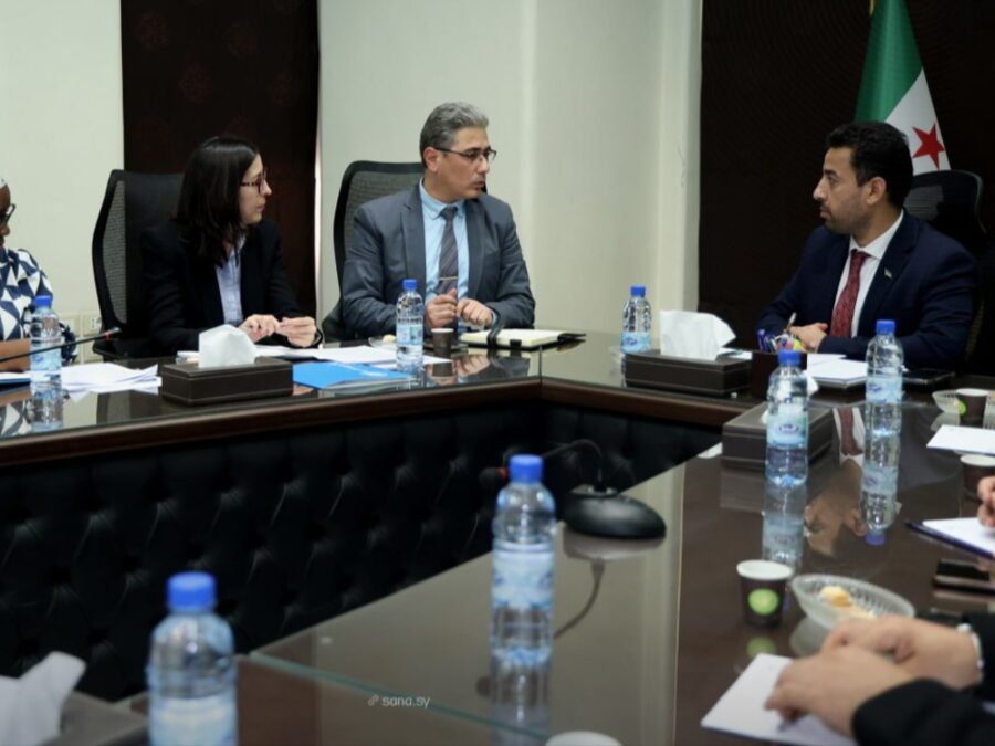 وزير الصحة يبحث مع وفد من اليونيسف تعزيز التعاون في الرعاية الصحية وإعادة التأهيل