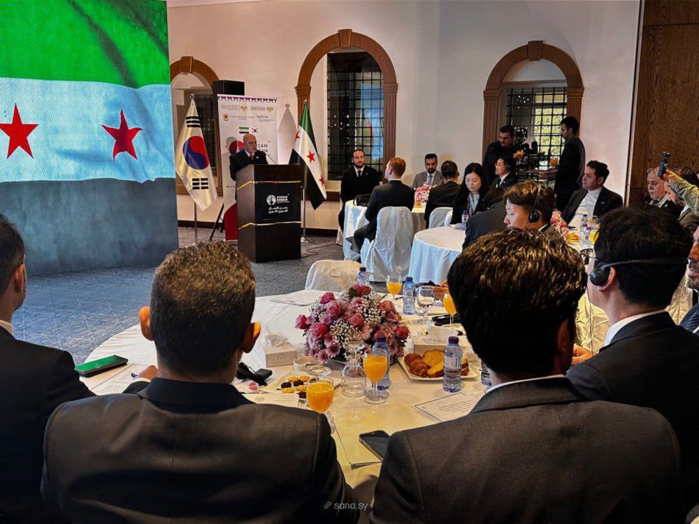 وزارة الخارجية تبحث مع وفد كوري جنوبي سبل تطوير العلاقات الثنائية