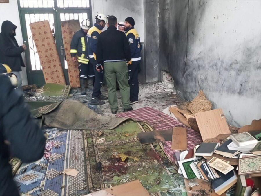 تفجير مسجد حمص.. الأبعاد الأمنية والسياسية للحادث