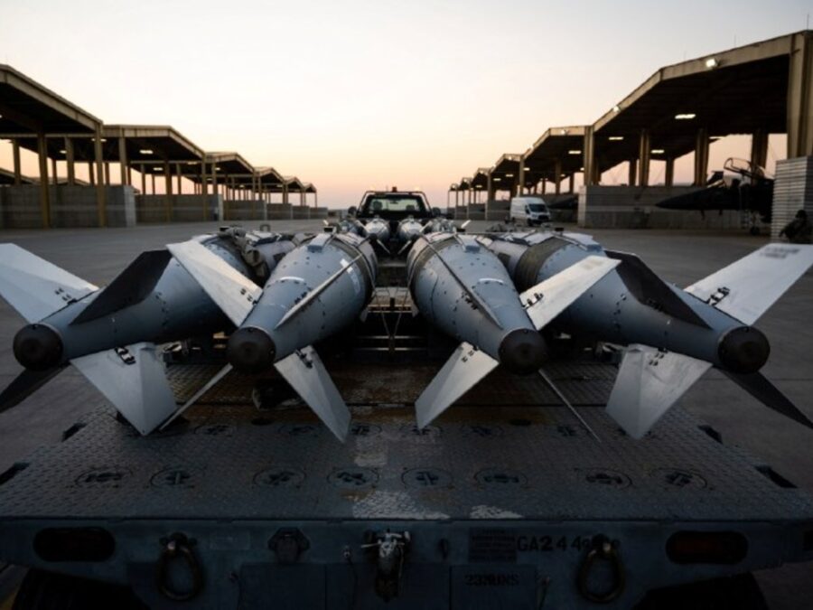 مسؤول أمريكي يكشف عن الأسلحة التي شاركت في ضرب أهداف داعش بسوريا