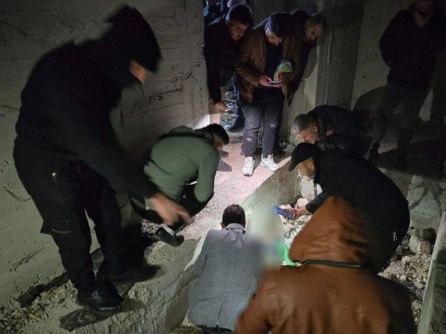 العثور على جثة طفل داخل مبنى قيد الإنشاء في عفرين بريف حلب