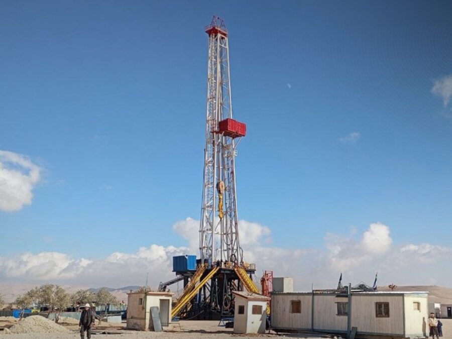 بدء حفر أول بئر استكشافية للغاز في التواني بريف دمشق
