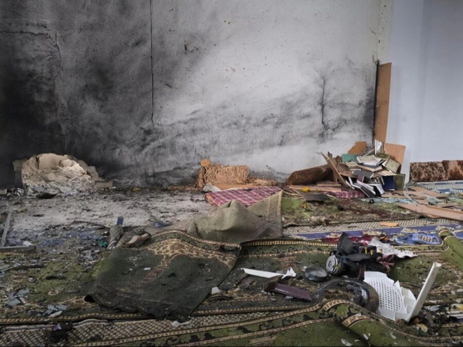 شهداء وجرحى بتفجير مسجد خلال صلاة الجمعة في حمص