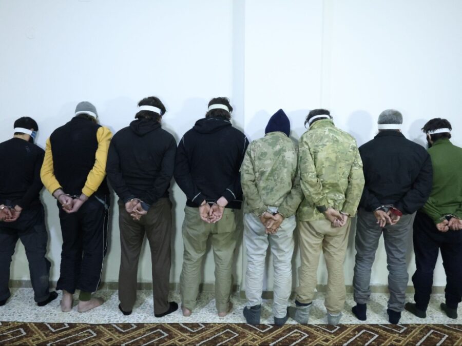 الداخلية تطيح بخلية إرهابية مسؤولة عن تنفيذ 3 هجمات ضد دوريات أمنية بحلب وإدلب