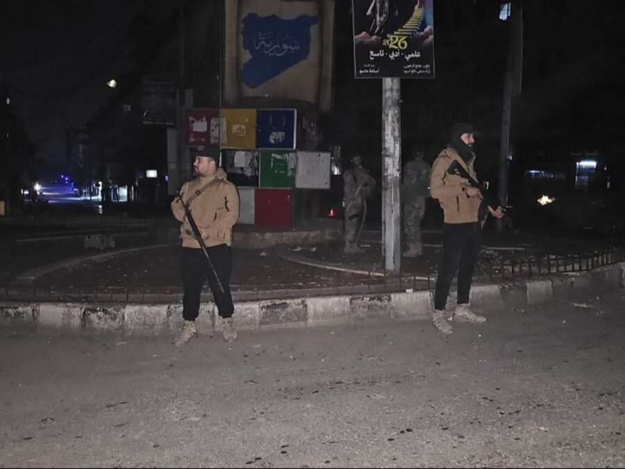 مصدر حكومي للإخبارية: الأمن الداخلي يواصل تمشيط حي الأشرفية بحرص لتأمين المدنيين