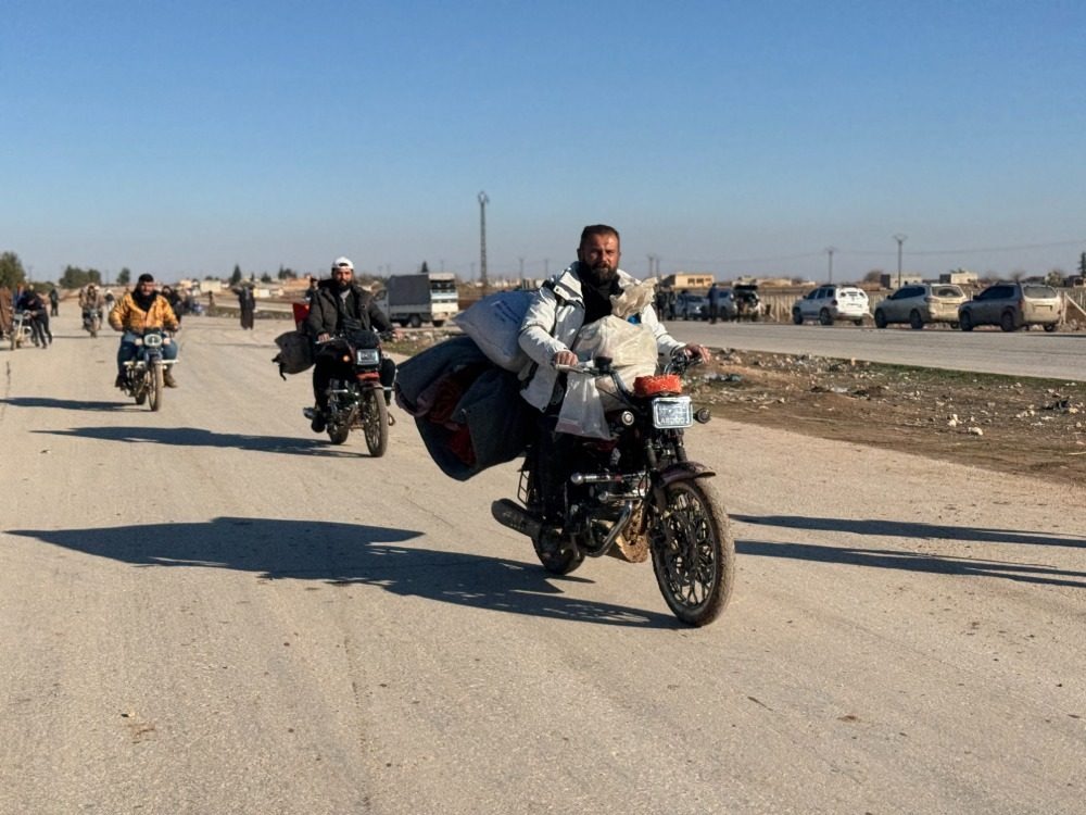 حملة اعتقالات واسعة لتنظيم قسد في الحسكة وفرض حظر تجوال في الرقة