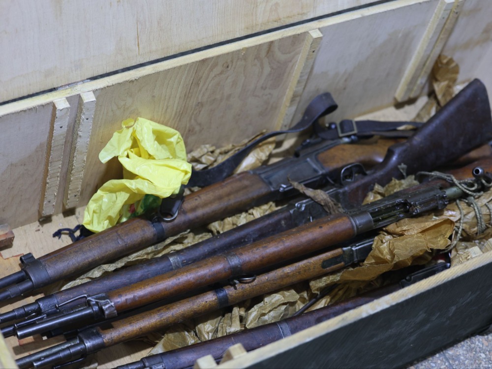 دمشق.. القبض على شخصين متورطين بسرقة قطع سلاح أثرية من المتحف الوطني