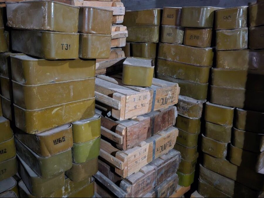 ضبط مستودعات أسلحة ضخمة لتنظيم قسد في حي الشيخ مقصود بحلب