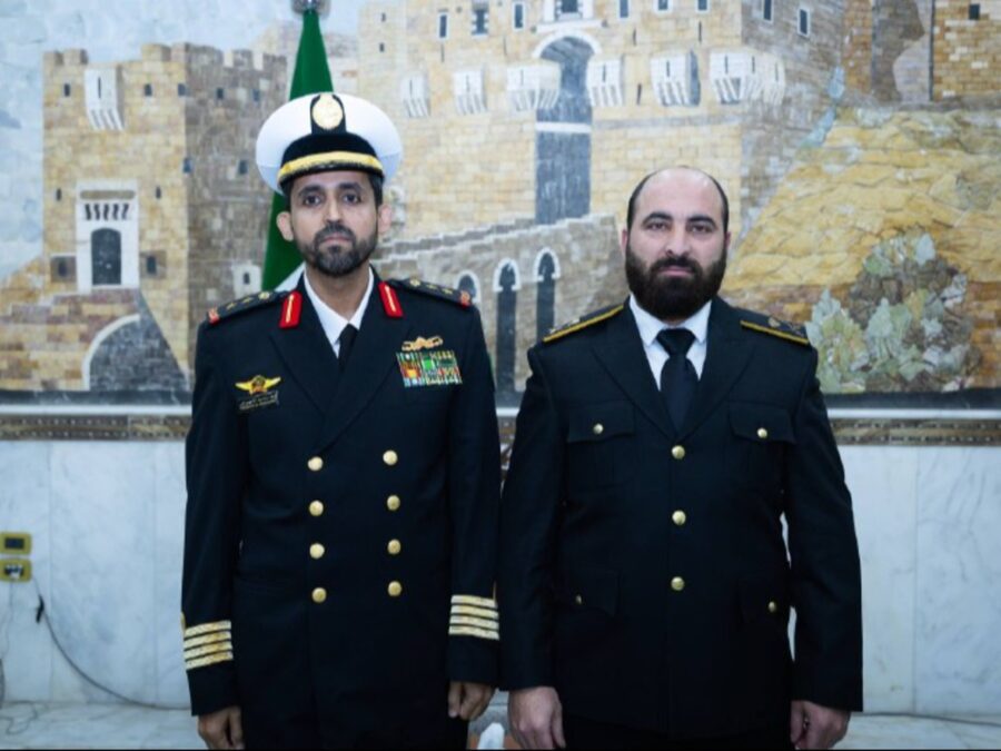 رئيس هيئة الأركان العامة يبحث سبل التعاون مع الملحق العسكري السعودي