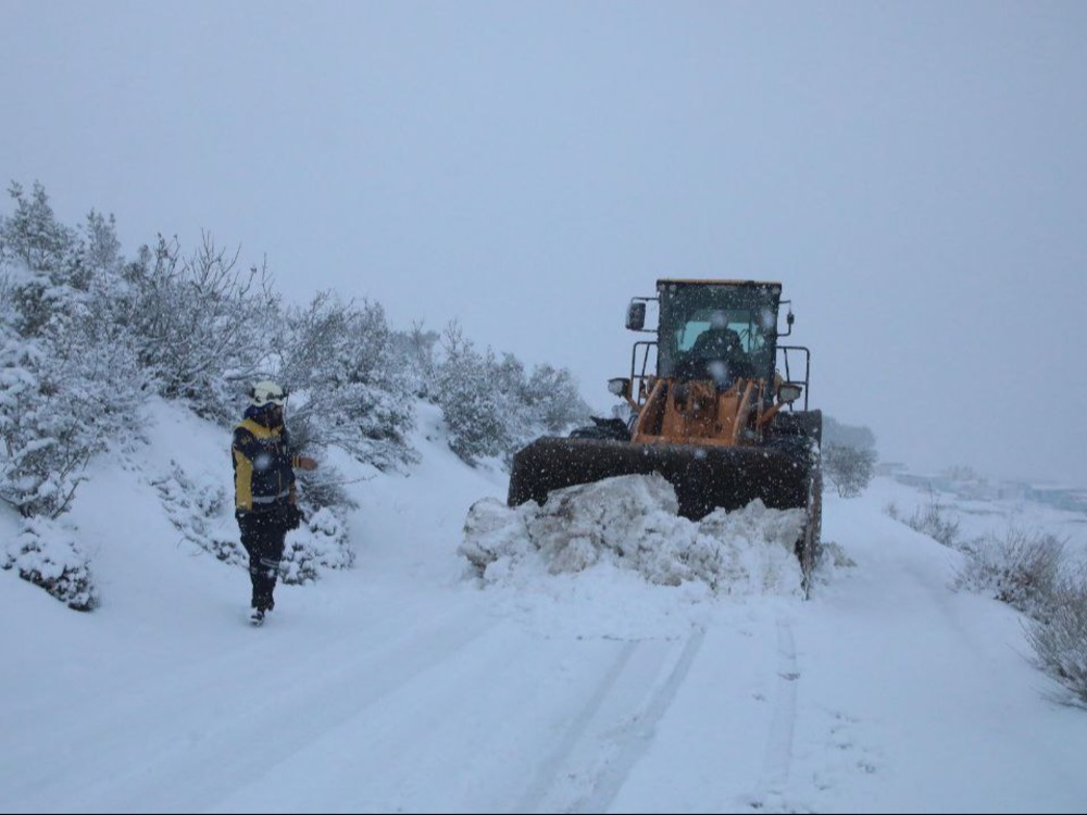 الدفاع المدني: نفذنا أكثر من 60 استجابة ميدانية خلال المنخفض القطبي