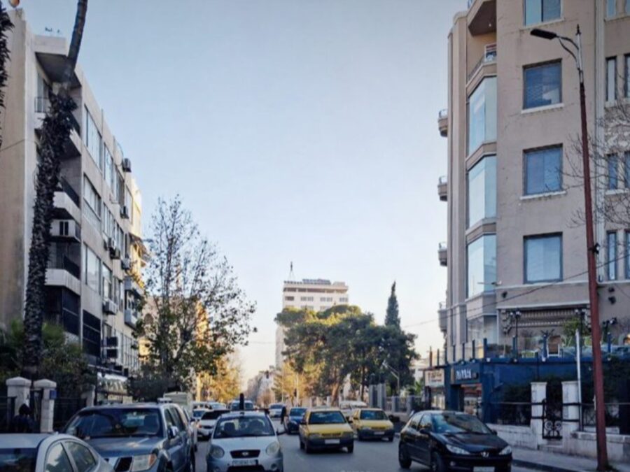 طقس بين الصحو والغائم صباحاً وأمطار تشمل معظم المناطق مساء