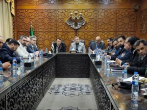 بعد زيارته الرقة.. وفد الأمانة العامة للرئاسة ومعاونو الوزراء يصلون دير الزور