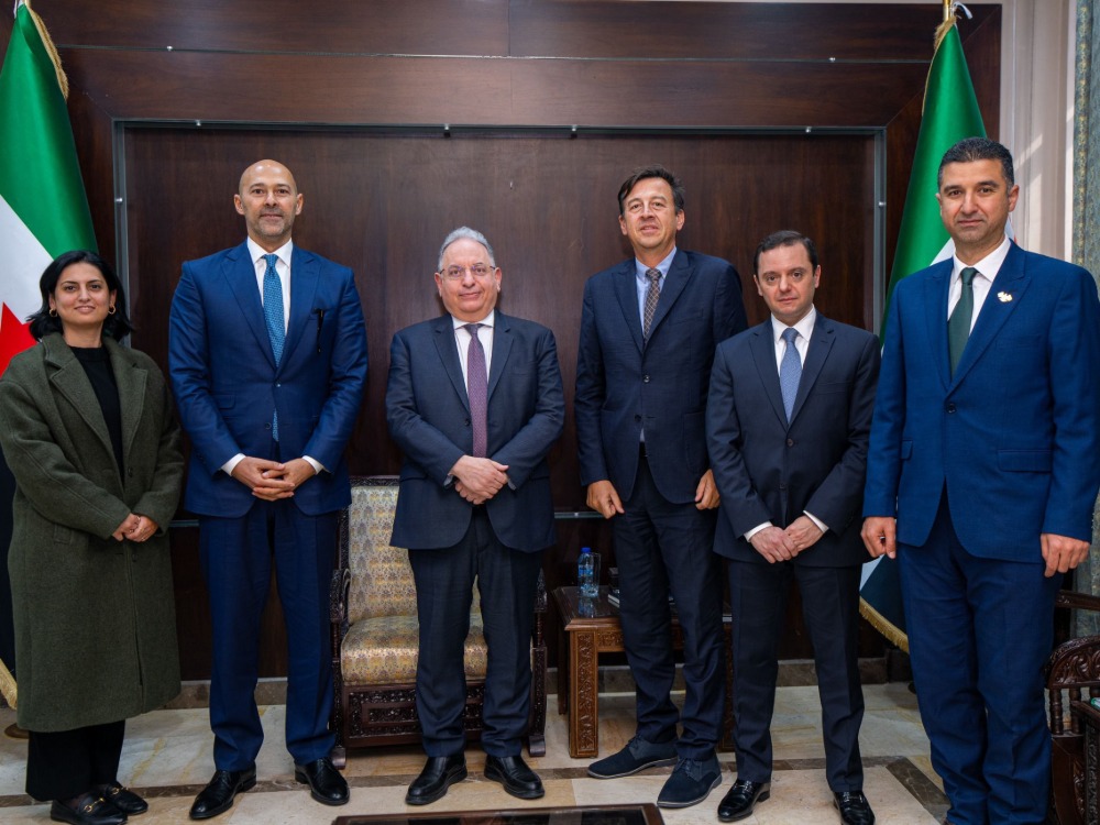 وزير المالية يبحث مع شركة أمريكية سبل تحديث السياسات المالية