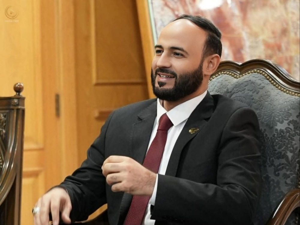 بعد عاصفة ثلجية.. محافظ حلب يتفقد المخيمات ويطلق خطة دعم شتوية