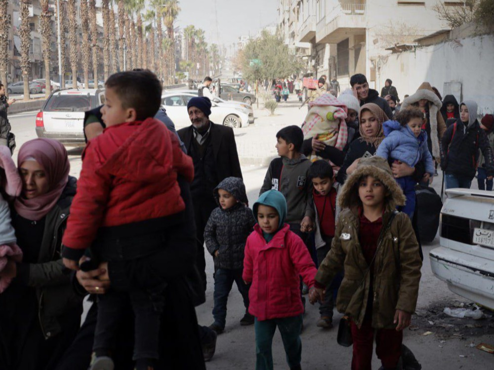 الأمن الداخلي في حلب يفرض حظر تجوال كامل في عدد من الأحياء