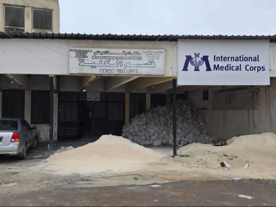 محافظ الرقة: وزارة الصحة أرسلت 20 جهازاً لغسيل الكلى إلى المشفى الوطني