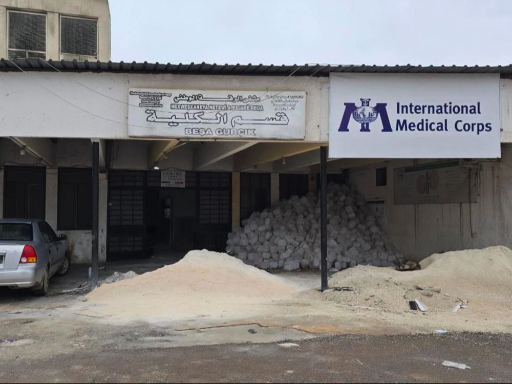 محافظ الرقة: وزارة الصحة أرسلت 20 جهازاً لغسيل الكلى إلى المشفى الوطني