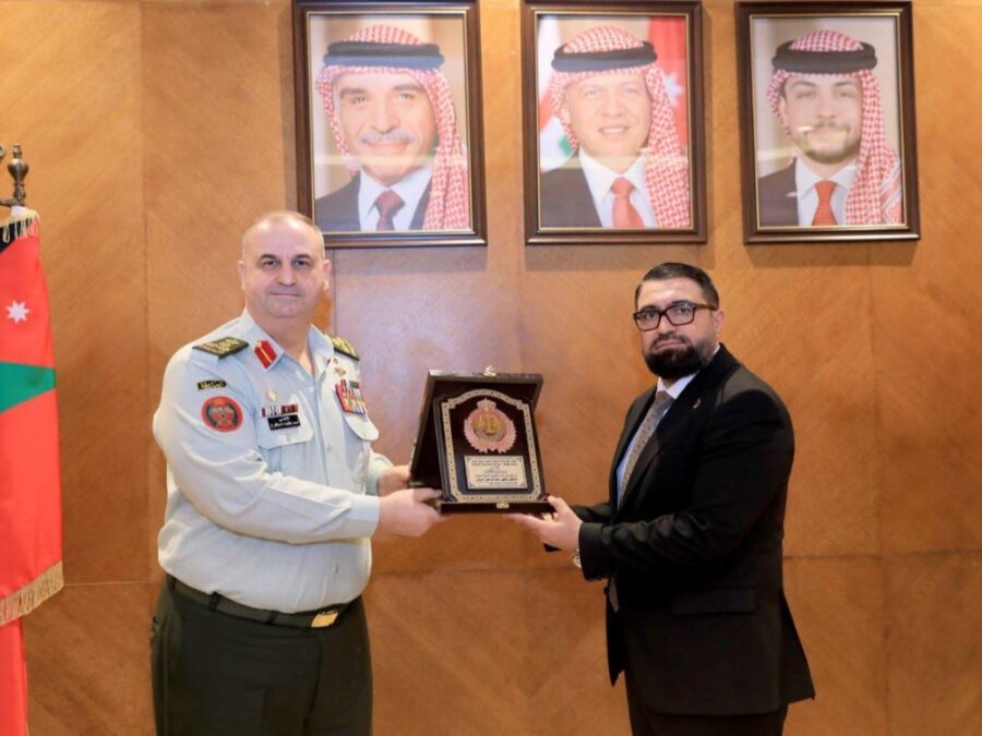 وزير العدل يزور مديرية القضاء العسكري في عمّان ويؤكد أهمية تبادل الخبرات