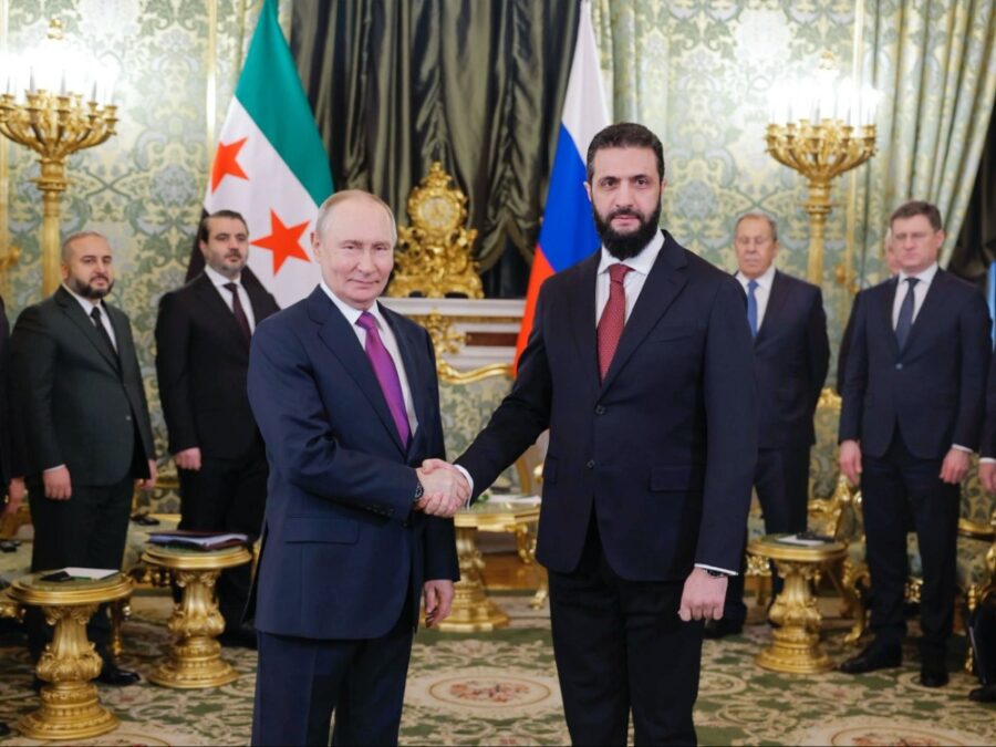 الرئيس الشرع يبحث مع نظيره الروسي في موسكو تعزيز العلاقات والتنسيق المشترك