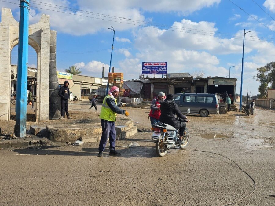 قتيل و14 مصاباً باستهداف مسيرات لتنظيم قسد قرية صفا بدير الزور