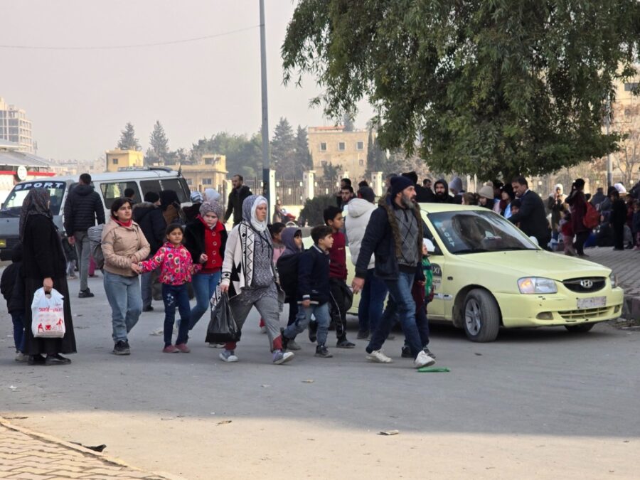 شهادات من أهالي الشيخ مقصود والأشرفية تكشف عرقلة تنظيم قسد عملية خروجهم