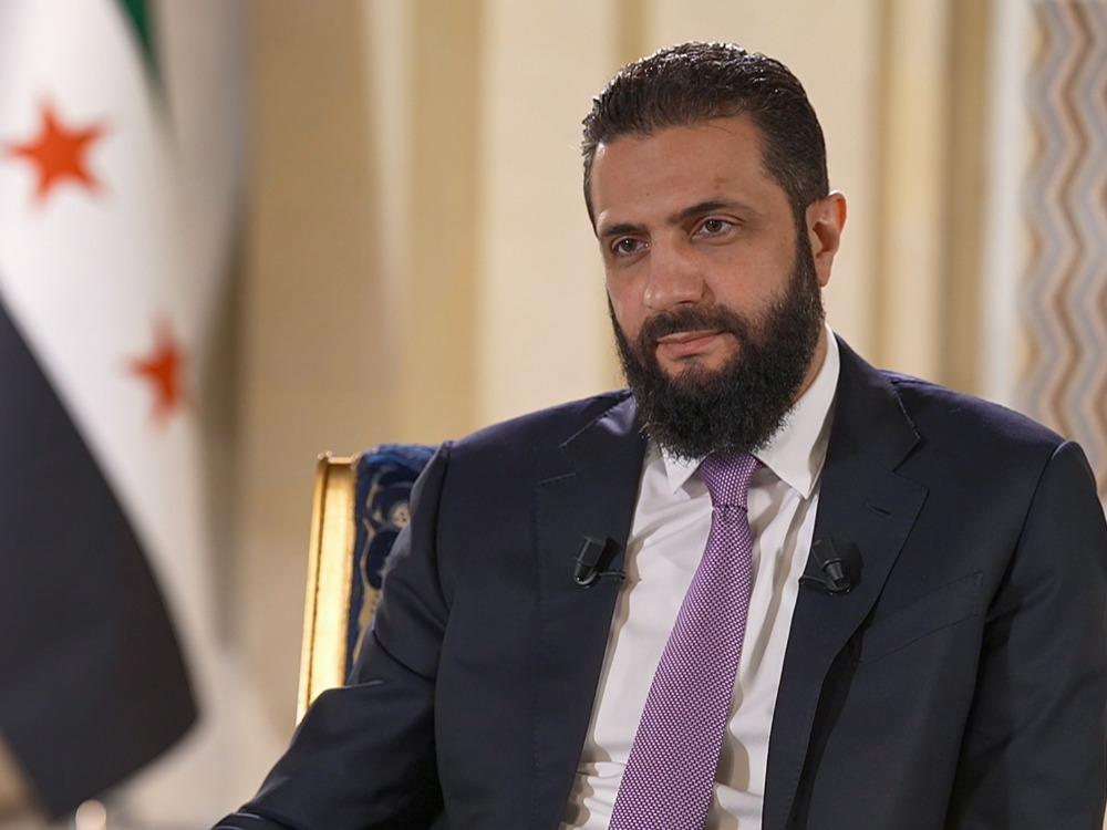 الرئيس الشرع: حماية المكون الكردي تتحقق من خلال الاندماج في الحالة السورية