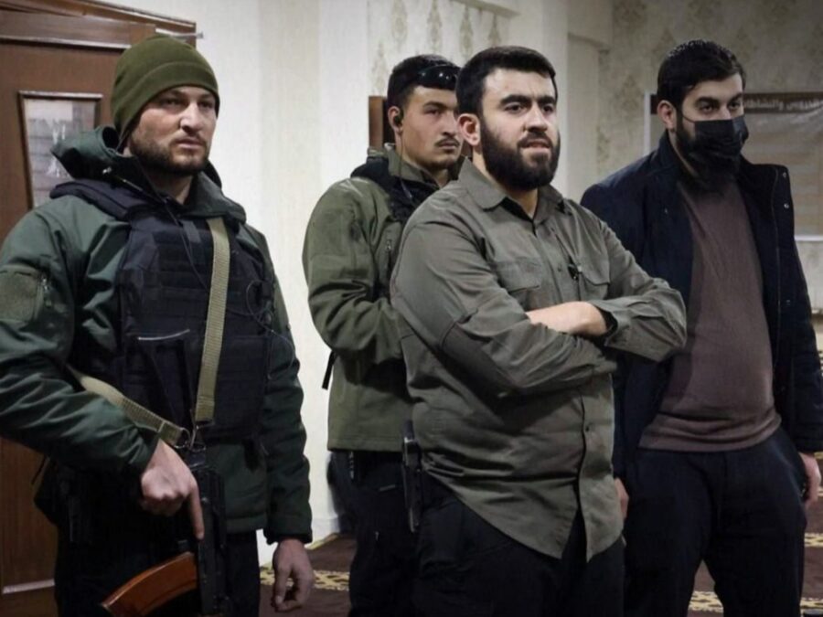 قائد الأمن الداخلي بحلب يلتقي منشقين عن قسد