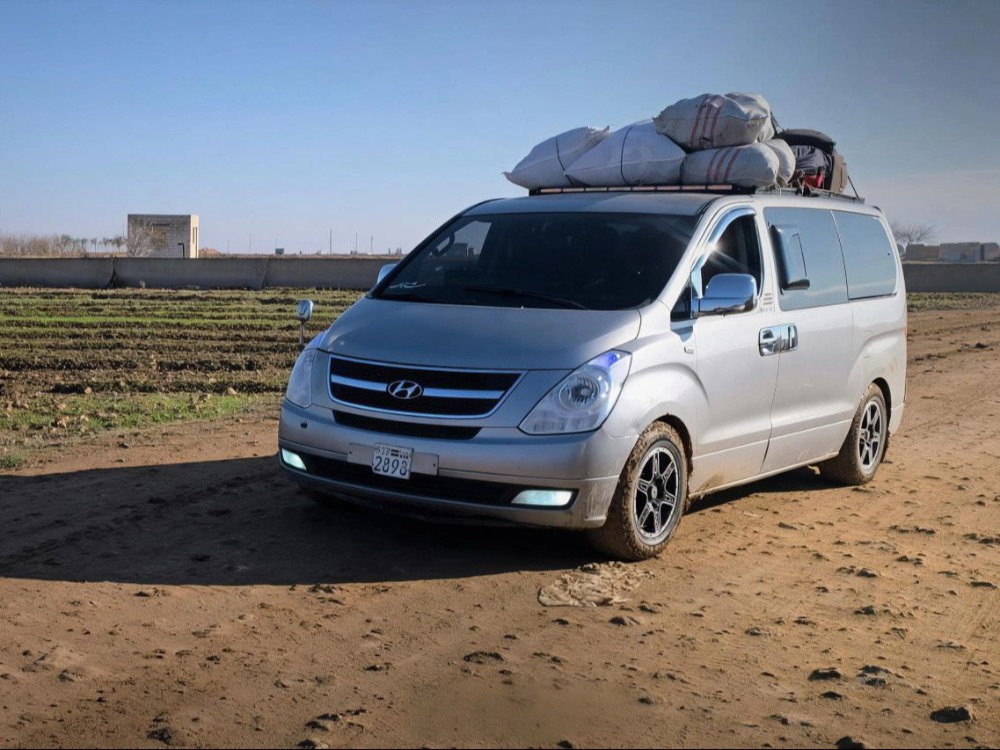 تنظيم قسد يواصل منع خروج المدنيين.. اللجوء لطرق خطرة للوصول إلى الممر الإنساني