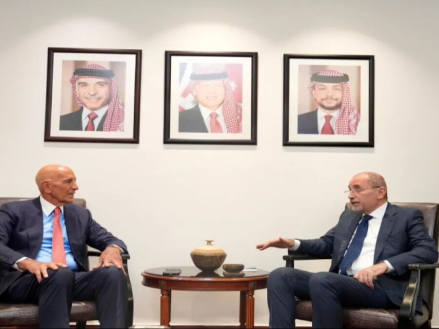 الصفدي وبراك يبحثان تطورات الأوضاع في سوريا ويؤكدان الالتزام بوقف إطلاق النار في حلب