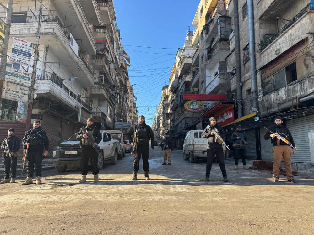 الجيش العربي السوري يعلن الانتهاء من تمشيط حي الشيخ مقصود بشكل كامل