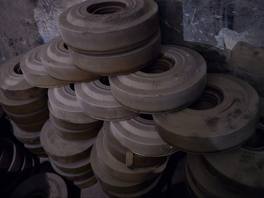 وزارة الداخلية تفكك مواد متفجرة خلال عمليات المسح في حي الشيخ مقصود