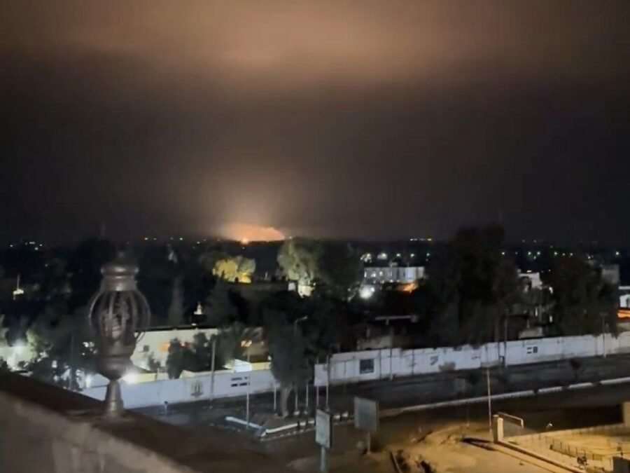 تنظيم قسد يستهدف بالمسيّرات والهاون الأحياء السكنية بدير الزور