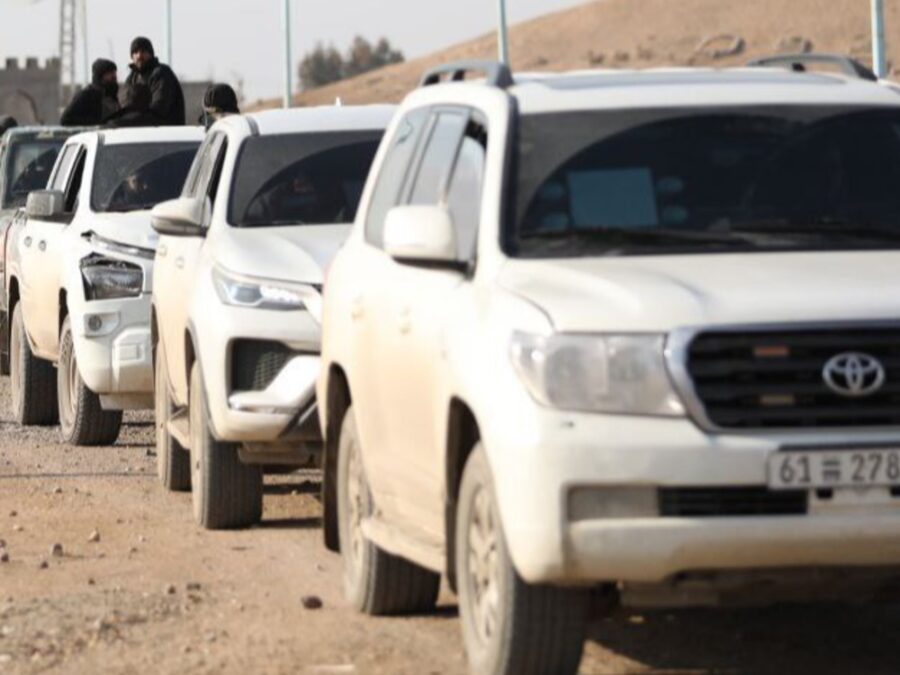 الجيش العربي السوري يواصل إخراج عناصر قسد من سجن الأقطان في الرقة