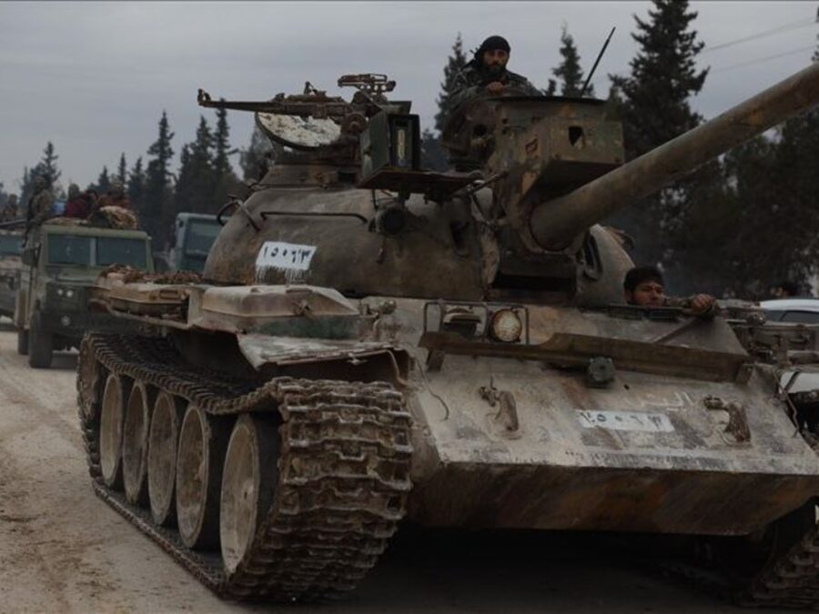 الجيش يسيطر على مطار الطبقة العسكري وسد المنصورة