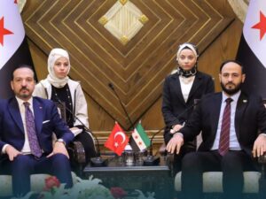 محافظ حلب يستقبل وفداً تركياً لبحث الانتقال من مرحلة الاتفاقيات إلى التنفيذ العملي