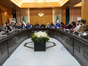 محافظة حلب تبحث مع وفد أممي الواقع الإنساني في حيي الأشرفية والشيخ مقصود