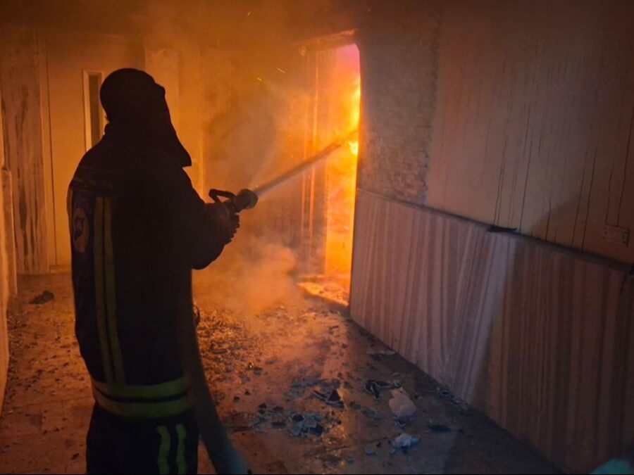 الدفاع المدني يسيطر على 27 حريقاً دون وقوع إصابات