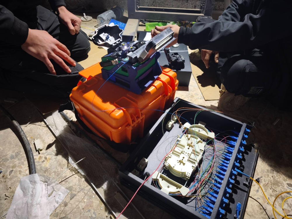 "السورية للاتصالات" تباشر أعمال إعادة الاتصالات بين محافظة حلب وريف الرقة