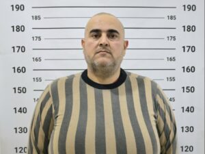 حماة.. القبض على أحد فلول النظام البائد ومتورّط بتهريب السلاح لتنظيم قسد