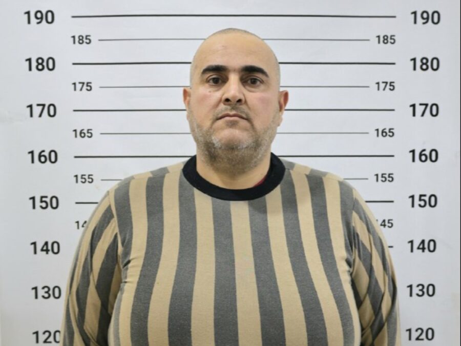 حماة.. القبض على أحد فلول النظام البائد ومتورّط بتهريب السلاح لتنظيم قسد