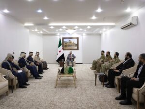 وزارة الدفاع تبحث آفاق التعاون مع قطر في المجالات العسكرية